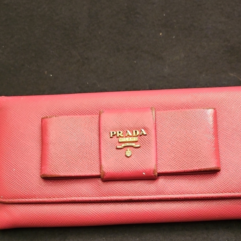 Prada Pink Leather Wallet with Bow Detail